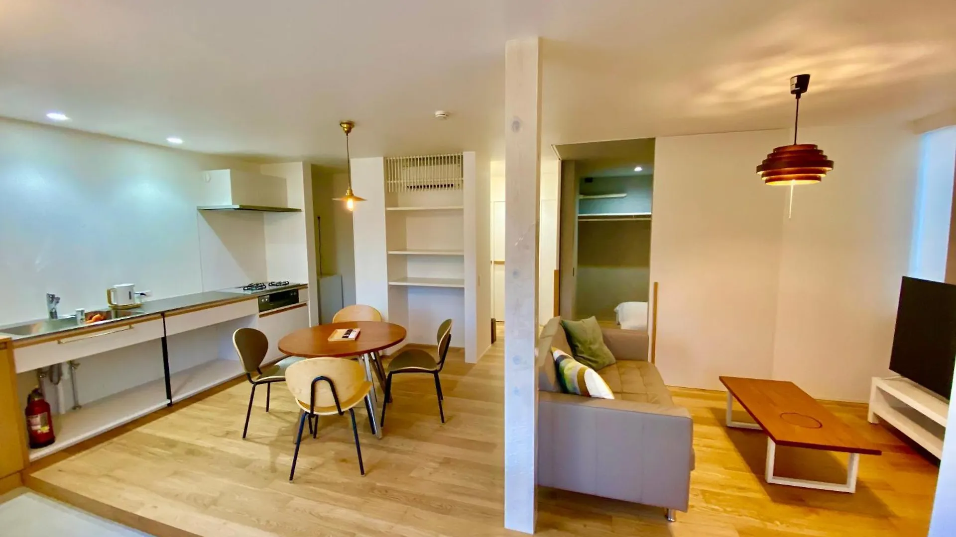 Villa Monica East Нагоя Япония